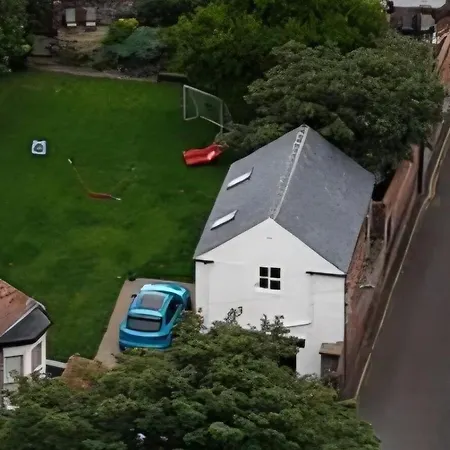 Coach House, In A Stunning Location By The Castle Apartment Scarborough