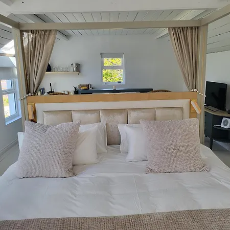 Apartment Coach House, In A Stunning Location By The Castle