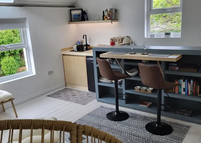 Coach House, In A Stunning Location By The Castle Scarborough