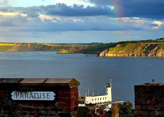 Coach House, In A Stunning Location By The Castle *